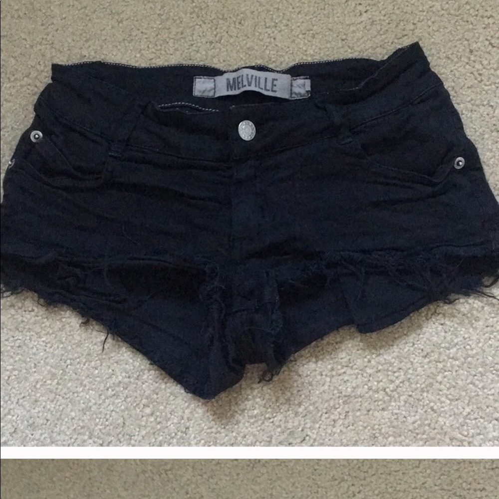 Brandy Melville cut off booty short two colors